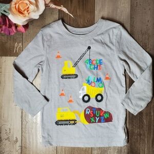 Cat & Jack Gray Construction Vehicles Graphic Long Sleeve Tee T-Shirt Size 4T